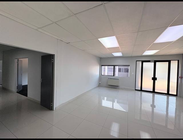 199M² OFFICE TO LET IN KYALAMI